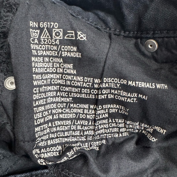 BDG Urban Outfitters Sz 28W Black High Rise Erin 5 Pocket Shortie Denim Shorts - Picture 4 of 6